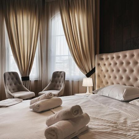 Amansar Boutique Hotel Tirana Exterior photo