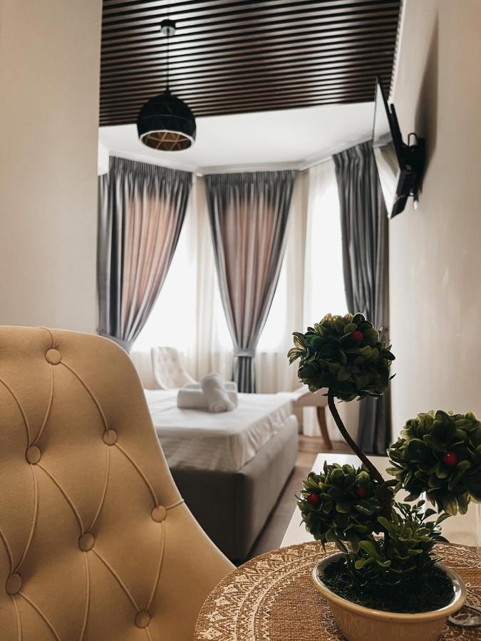 Amansar Boutique Hotel Tirana Exterior photo